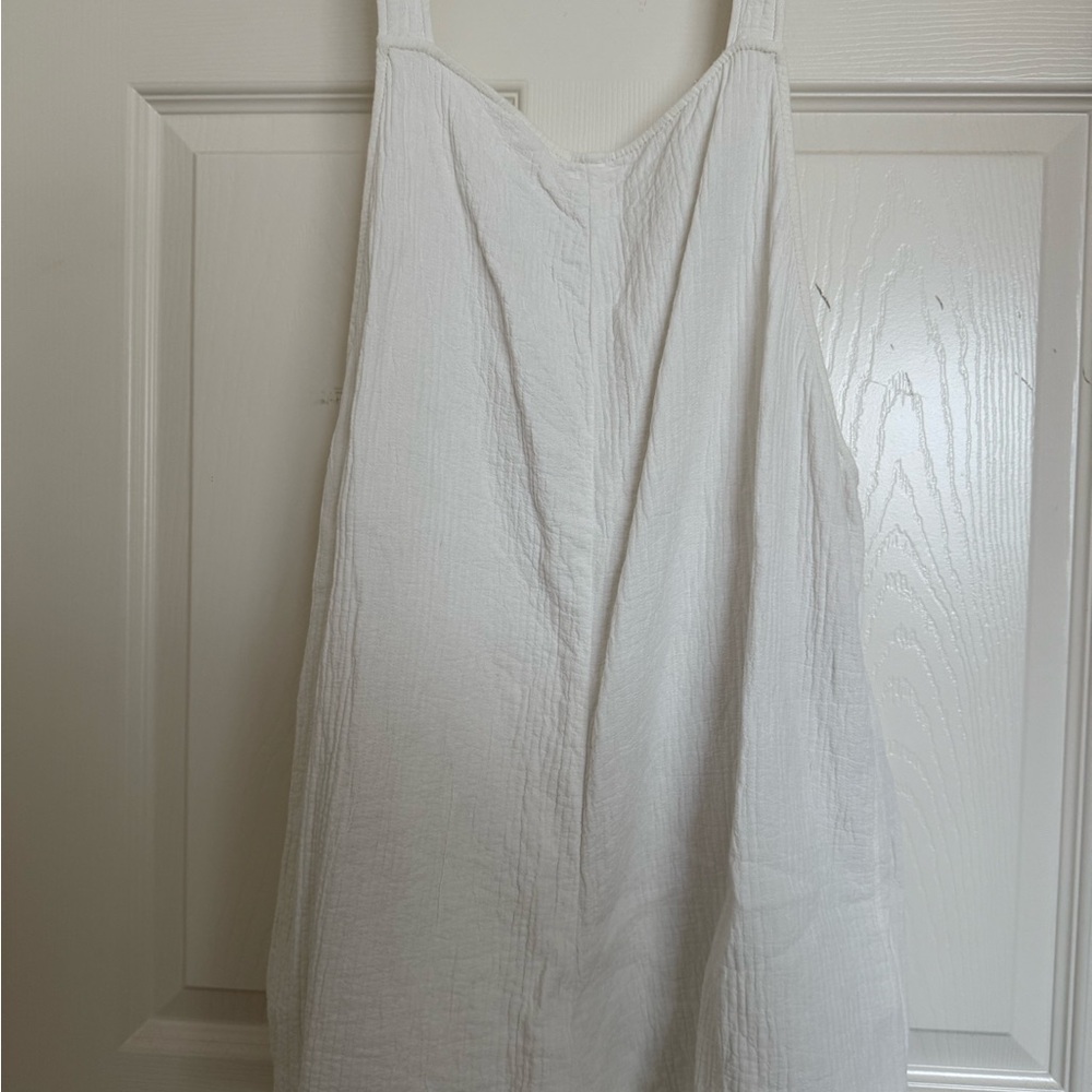White Sleeveless romper